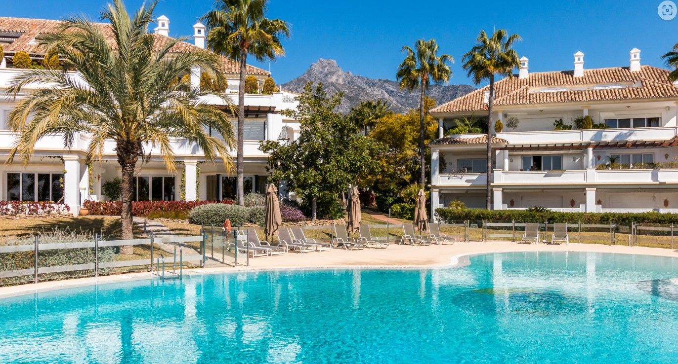 Milla de Oro, Marbella